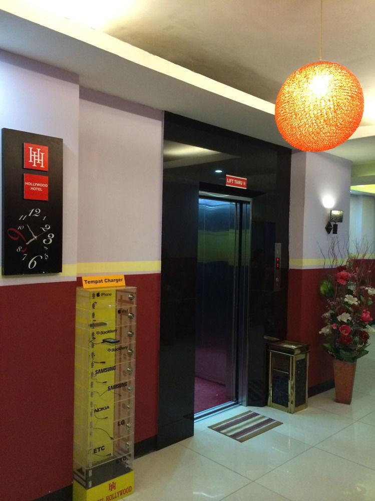 Hollywood Hotel Jakarta Exteriör bild
